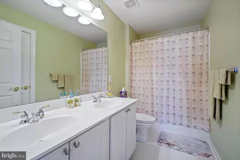 15615 Copper Beech Dr, Marlboro, MD 20774 photo 32