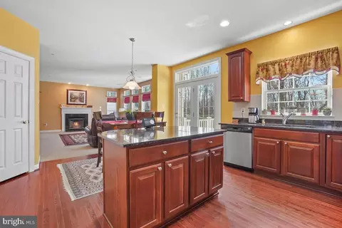 15615 Copper Beech Dr, Marlboro, MD 20774 photo 16