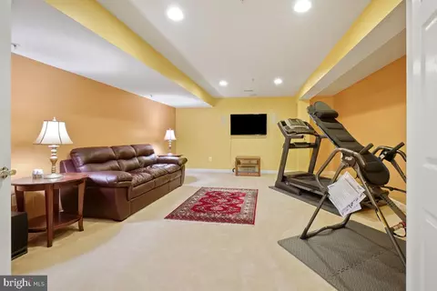 15615 Copper Beech Dr, Marlboro, MD 20774 photo 37