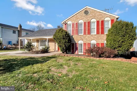 8510 Nightingale Dr, Lanham, MD 20706 photo 3
