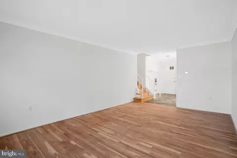 8510 Nightingale Dr, Lanham, MD 20706 photo 7