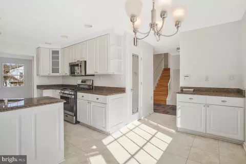 8510 Nightingale Dr, Lanham, MD 20706 photo 15