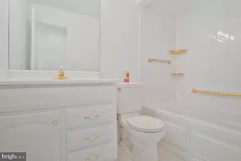 8510 Nightingale Dr, Lanham, MD 20706 photo 27