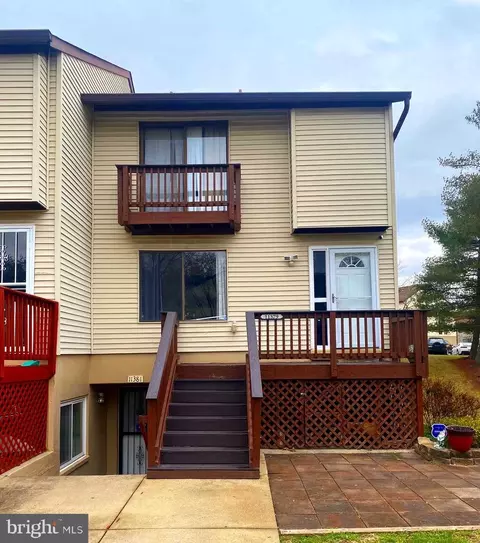 11379 Laurelwalk Dr #146, Laurel, MD 20708