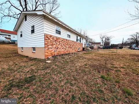 Exterior - 9342 Washington Blvd, Lanham, MD 20706 photo 9 of 42