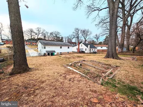 Exterior - 9342 Washington Blvd, Lanham, MD 20706 photo 4 of 42