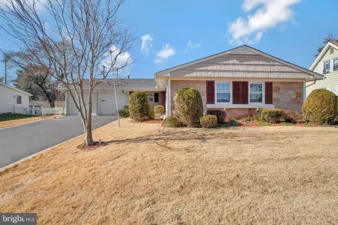 4723 Ramsgate Ln, Bowie, MD 20715