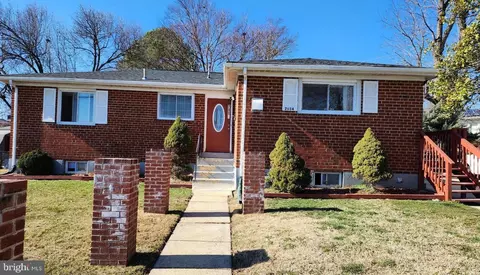 7114 Riggs Rd, Hyattsville, MD 20783