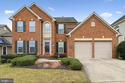 2710 Lake Forest Dr, Marlboro, MD 20774