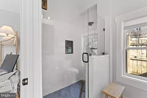 Bath - 4103 Rainier Ave, Mount Rainier, MD 20712 photo 2 of 5