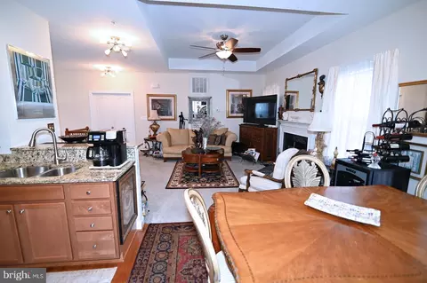 Living - 12101 Deka Rd, Clinton, MD 20735 photo 10 of 12