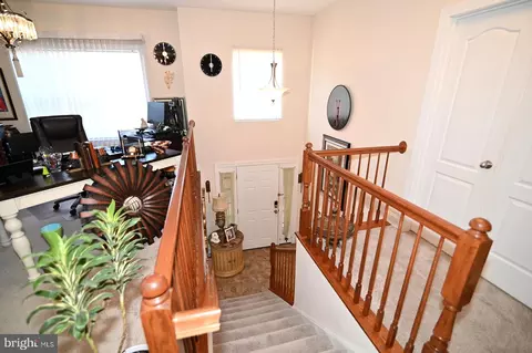 Living - 12101 Deka Rd, Clinton, MD 20735 photo 6 of 12