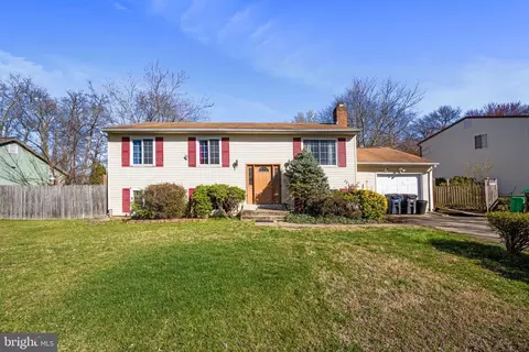 12300 Proxmire Dr, Fort Washington, MD 20744