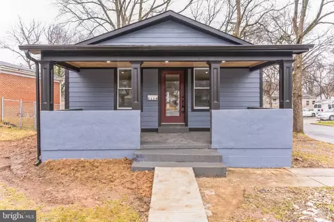 1114 Hill Rd, Hyattsville, MD 20785