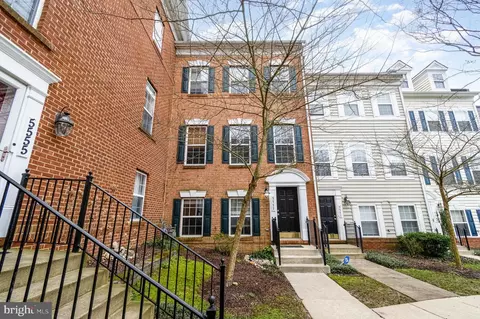 5553 Hartfield Ave, Suitland, MD 20746