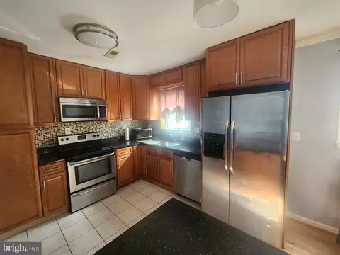 8311 Echo Ln, Clinton, MD 20735 photo 4