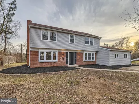 12301 Manship Ln, Bowie, MD 20715