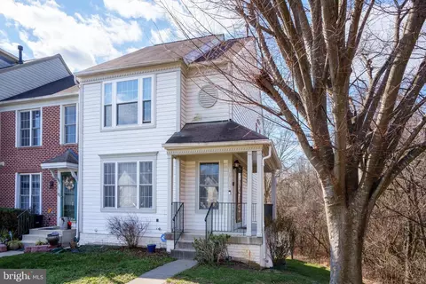 10128 Quiet Brook Ln, Clinton, MD 20735