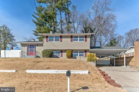 5404 Chesterfield Dr, Temple Hills, MD 20748