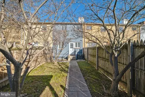 Exterior - 1024 Philip Powers Dr, Laurel, MD 20707 photo 2 of 2