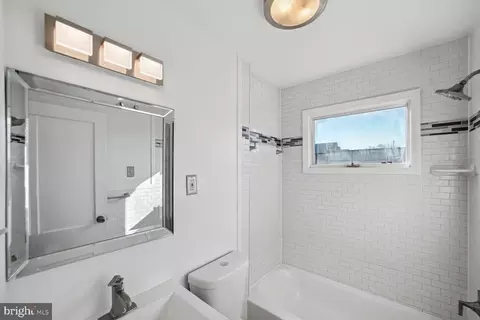 Bath - 1024 Philip Powers Dr, Laurel, MD 20707 photo 1 of 2