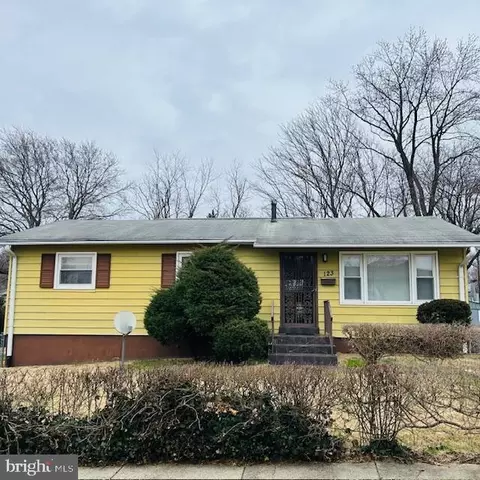 123 Canyon Pl, Capitol Heights, MD 20743