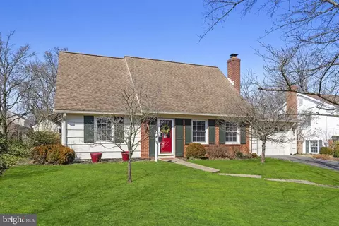 12418 Shadow Ln, Bowie, MD 20715