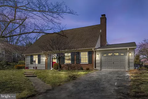 Exterior - 12418 Shadow Ln, Bowie, MD 20715 photo 5 of 6