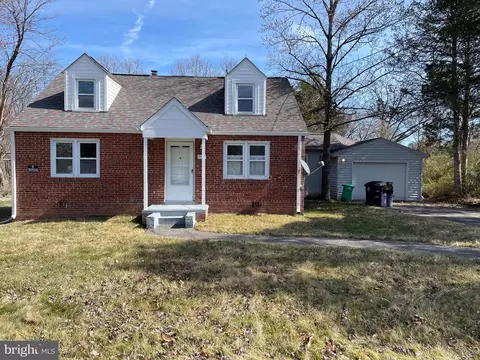 7516 Burgess Ln, Fort Washington, MD 20744
