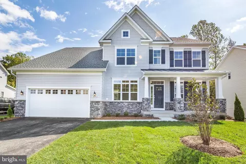 8602 Cedar Chase Dr, Clinton, MD 20735