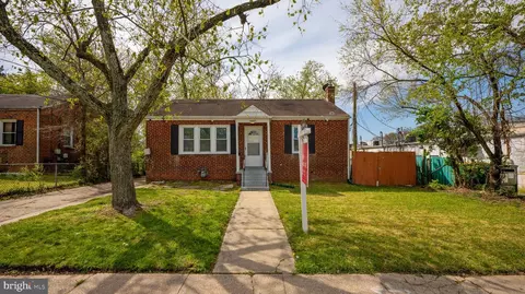 5007 Nantucket Rd, College Park, MD 20740