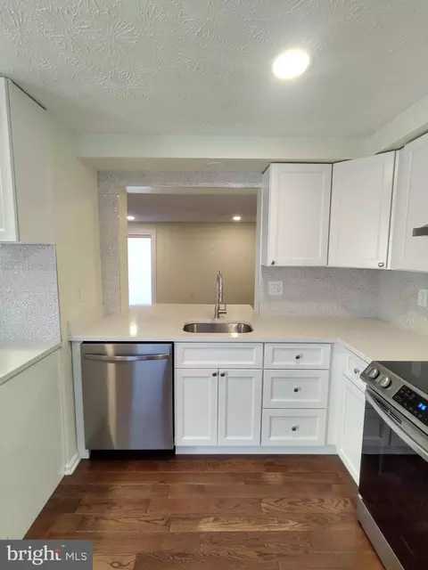 Kitchen - 2803 Nomad Ct E, Bowie, MD 20716 photo 4 of 4