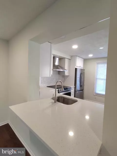 Kitchen - 2803 Nomad Ct E, Bowie, MD 20716 photo 3 of 4
