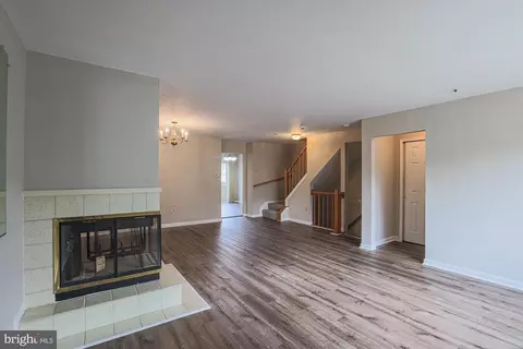 Living - 11404 Hermosa Dr, Laurel, MD 20708 photo 4 of 5