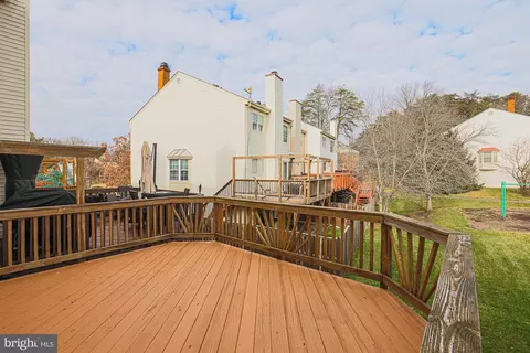 Exterior - 11404 Hermosa Dr, Laurel, MD 20708 photo 6 of 10
