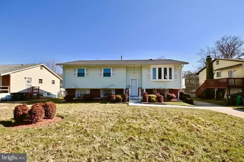 5209 Whitfield Chapel Rd, Lanham, MD 20706