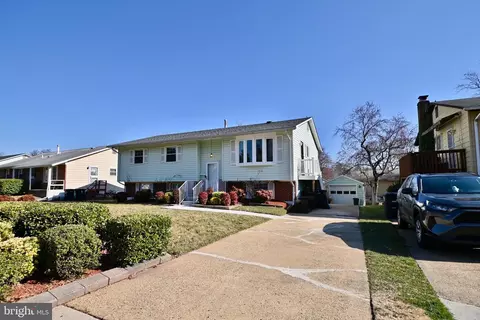 Exterior - 5209 Whitfield Chapel Rd, Lanham, MD 20706 photo 2 of 5