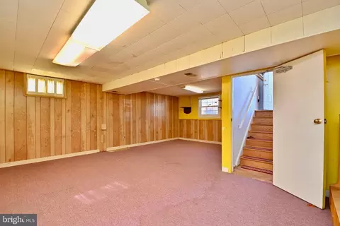 Living - 5209 Whitfield Chapel Rd, Lanham, MD 20706 photo 4 of 4
