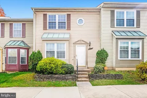 1744 Countrywood Ct, Hyattsville, MD 20785