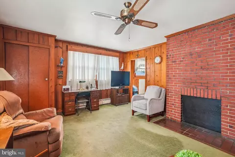 9522 Franklin Ave, Lanham, MD 20706 photo 5