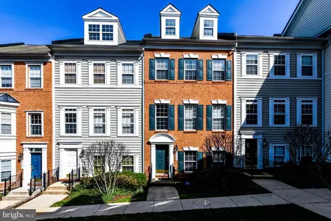 5517 Hartfield Ave, Suitland, MD 20746