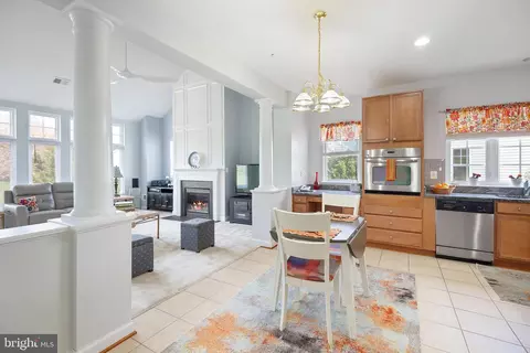 Kitchen - 7302 Colchis Ct, Laurel, MD 20707 photo 4 of 5