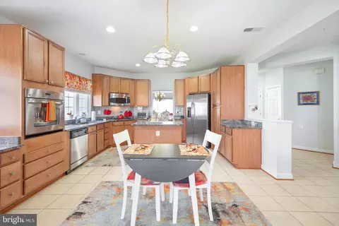 Kitchen - 7302 Colchis Ct, Laurel, MD 20707 photo 2 of 5
