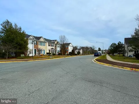 View/Area - 15610 Wistar Pl, Brandywine, MD 20613 photo 2 of 7