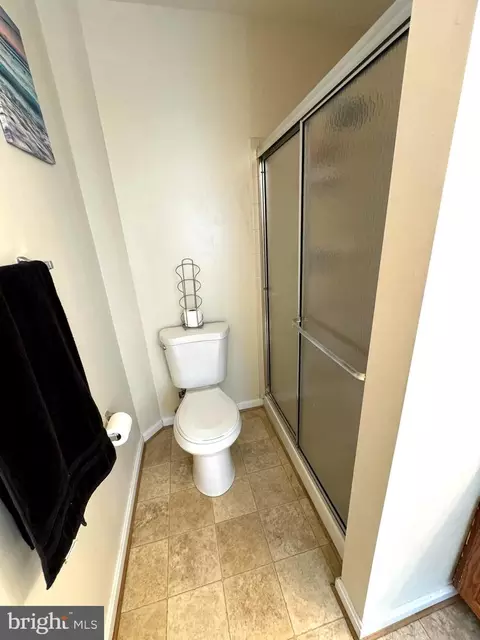 Bath - 15610 Wistar Pl, Brandywine, MD 20613 photo 5 of 9