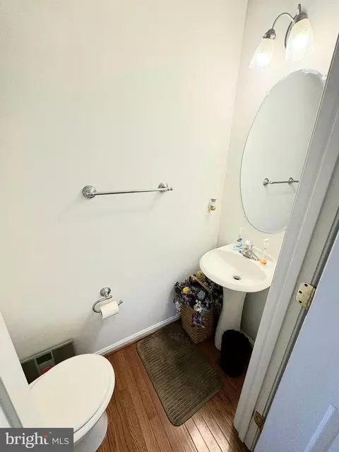 Bath - 15610 Wistar Pl, Brandywine, MD 20613 photo 9 of 9