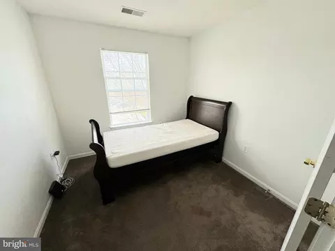 Bedroom - 15610 Wistar Pl, Brandywine, MD 20613 photo 2 of 3