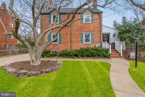 4808 Cherokee St, College Park, MD 20740
