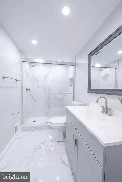 Bath - 7679 E Arbory Ct #229, Laurel, MD 20707 photo 1 of 3