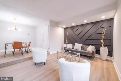 Living - 7679 E Arbory Ct #229, Laurel, MD 20707 photo 3 of 4